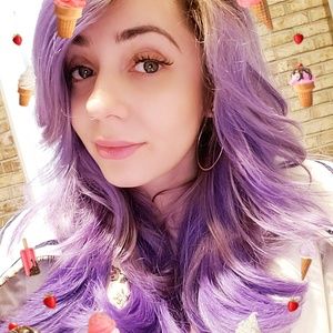 Meet your Posher, Leza